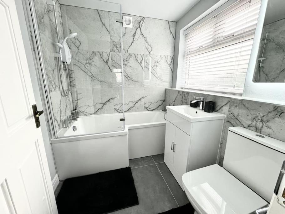 Stylish Home In York - Free Wifi & Parking - Close To Racecourse & City Centre Εξωτερικό φωτογραφία